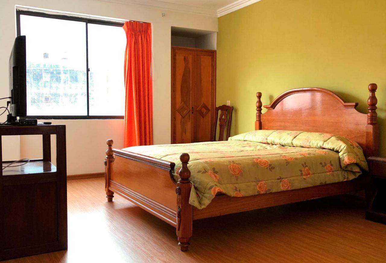 The Rooftop Bolivia Albergue *