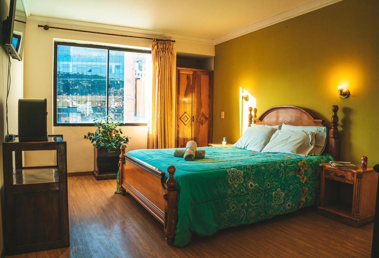 The Rooftop Bolivia Hostel *