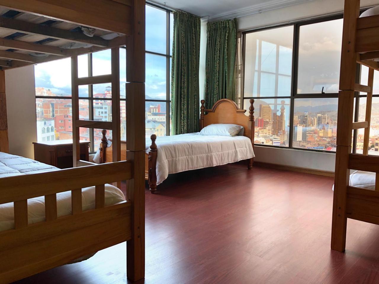 Hostel The Rooftop Bolivia La Paz
